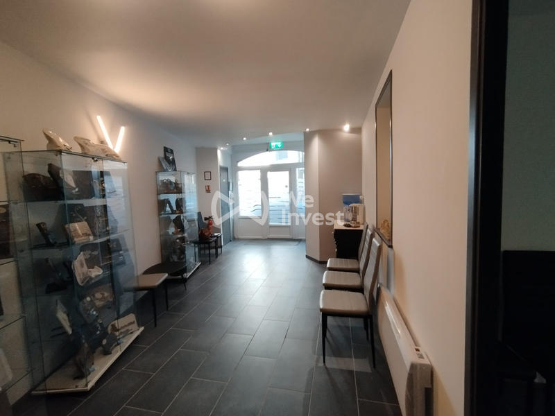 Local d'activités - 110 m²