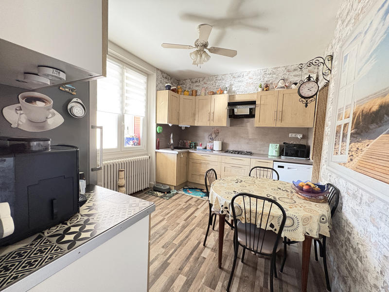 Maison - 127 m² - 6 pièces