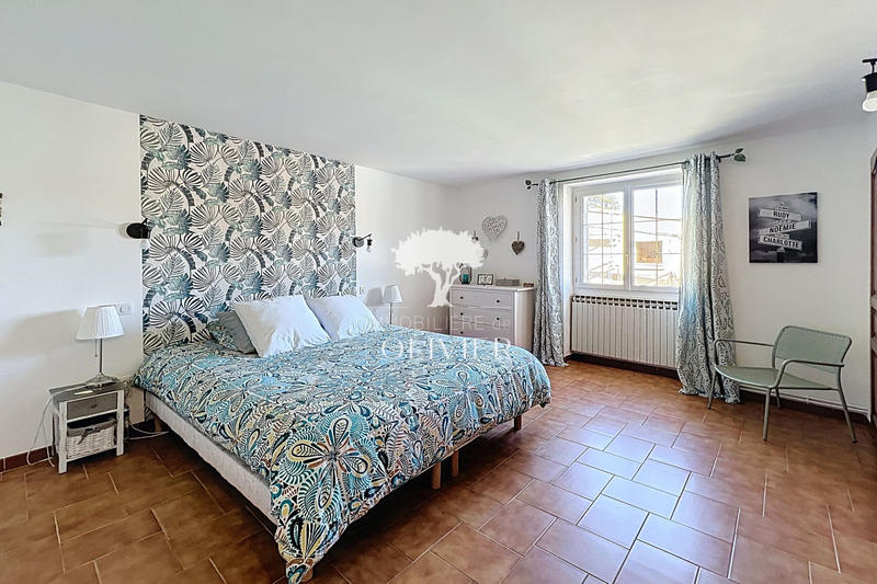 Maison - 188 m² - 8 pièces