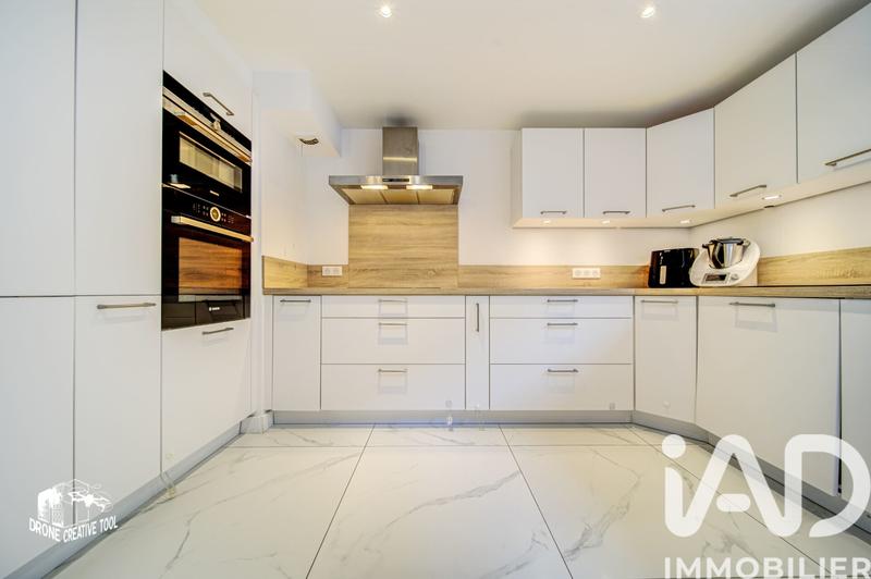 Appartement - 108 m² - 5 pièces