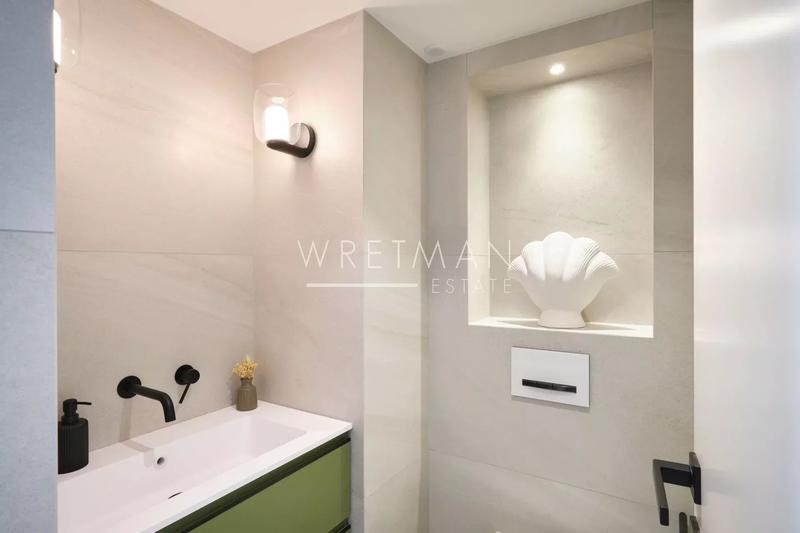 Appartement - 108 m² - 4 pièces