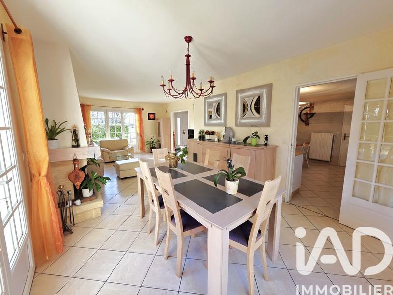 Maison - 148 m² - 8 pièces