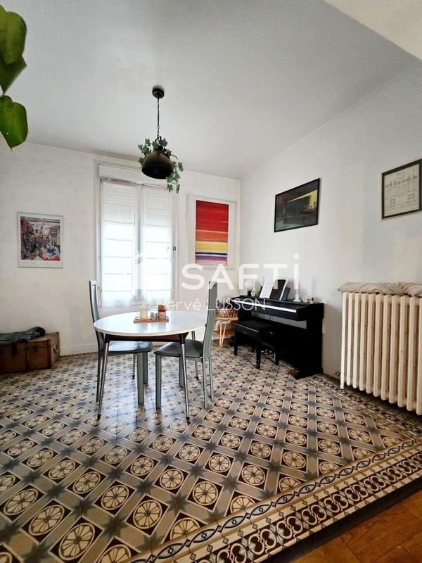 Maison - 100 m² - 4 pièces