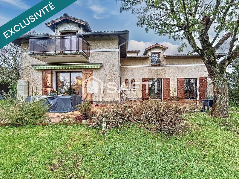 Maison - 230 m² - 7 pièces