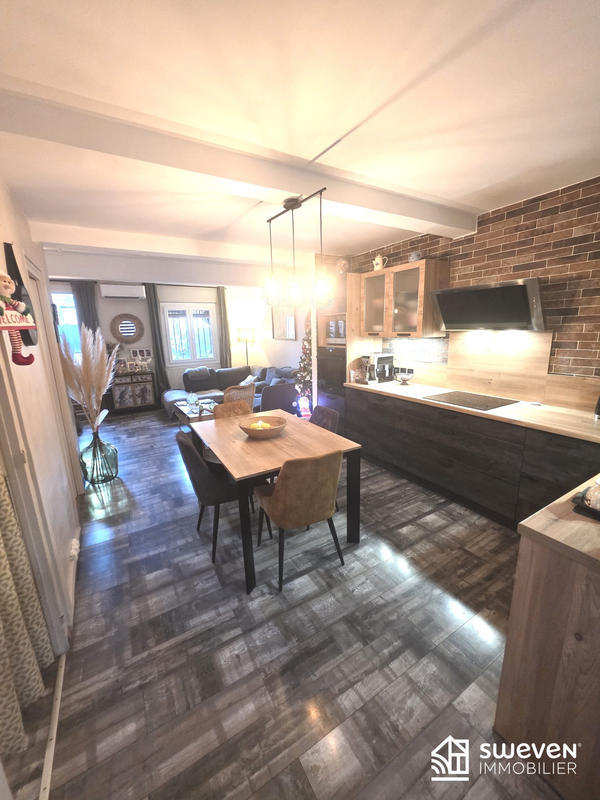 Maison - 120 m² - 6 pièces