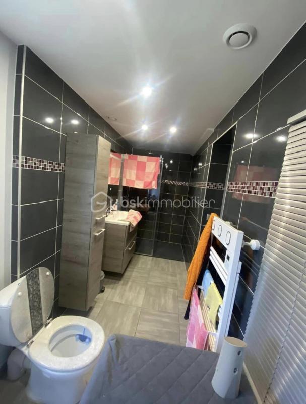 Maison de ville - 76 m² - 5 pièces