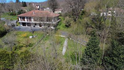 Maison - 226 m² - 7 pièces