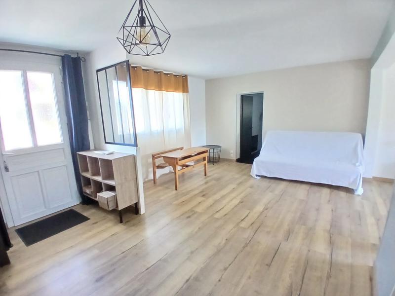 Maison - 98 m² - 5 pièces