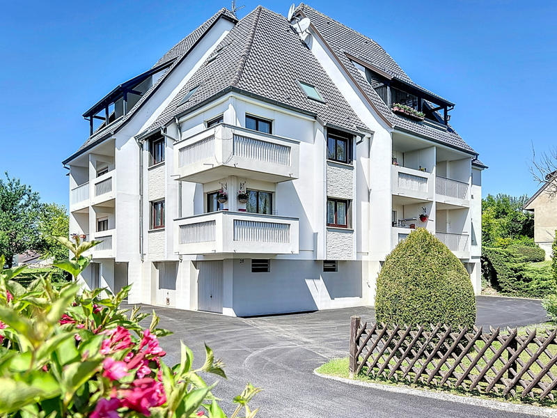 Appartement - 94 m² - 4 pièces