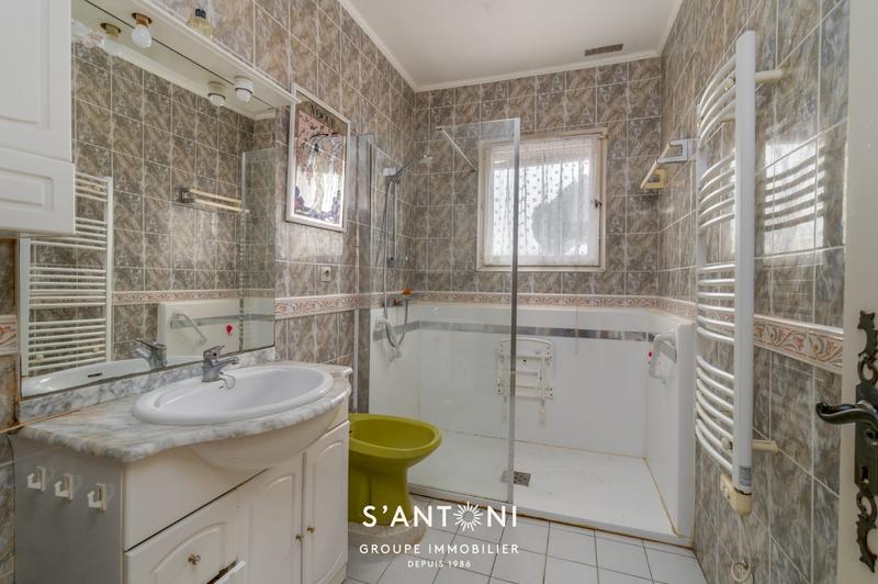 Maison - 185 m² - 6 pièces