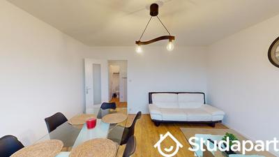 Chambre - 9 m² - 1 pièce