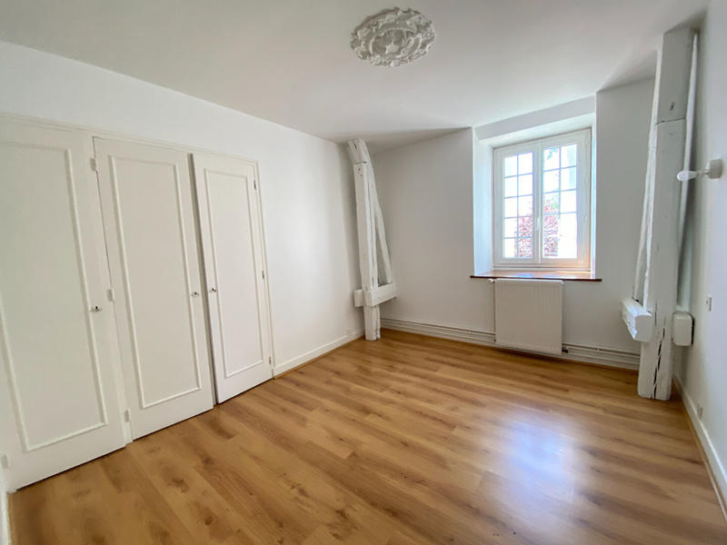 Maison - 186 m² - 8 pièces