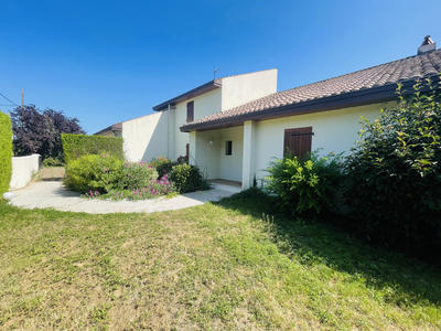 Maison - 275 m² - 8 pièces