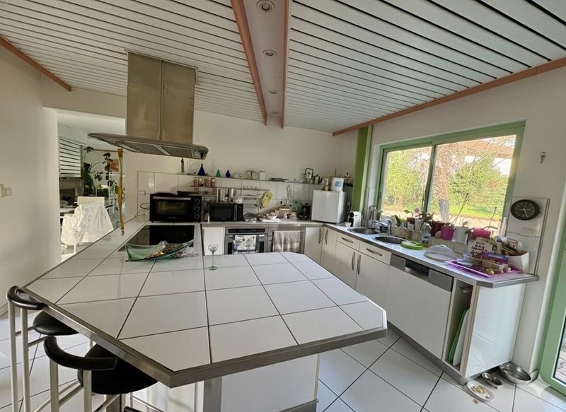 Propriété - 193 m² - 5 pièces