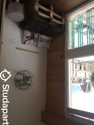 Chambre - 10 m² - 1 pièce