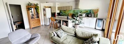 Appartement - 70 m² - 3 pièces