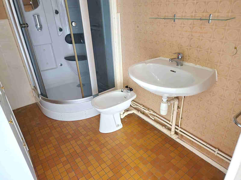 Maison - 96 m² - 5 pièces