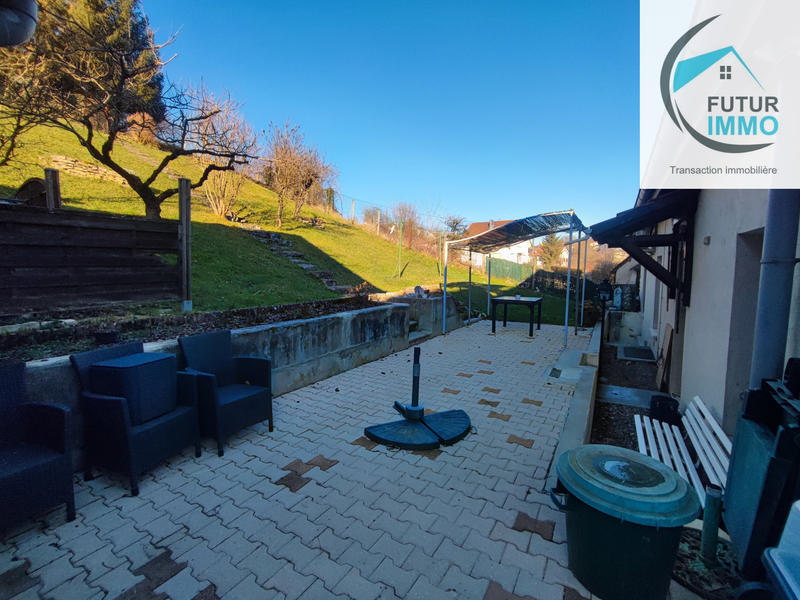 Maison - 215 m² - 8 pièces