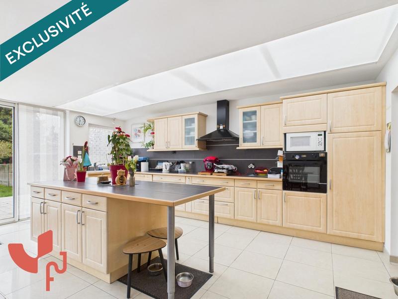 Maison - 110 m² - 4 pièces