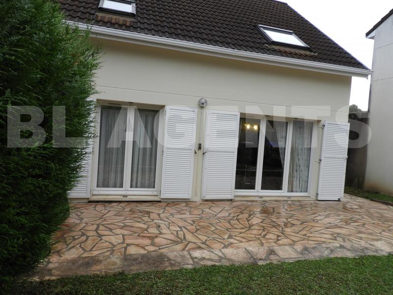 Maison - 75 m² - 4 pièces