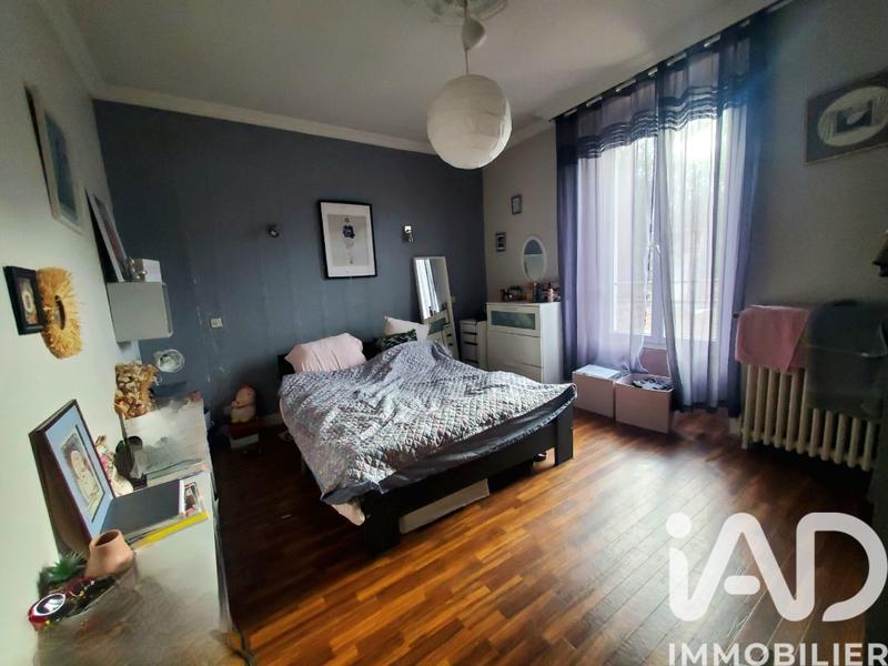 Maison - 122 m² - 5 pièces