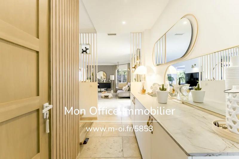 Maison - 185 m² - 7 pièces