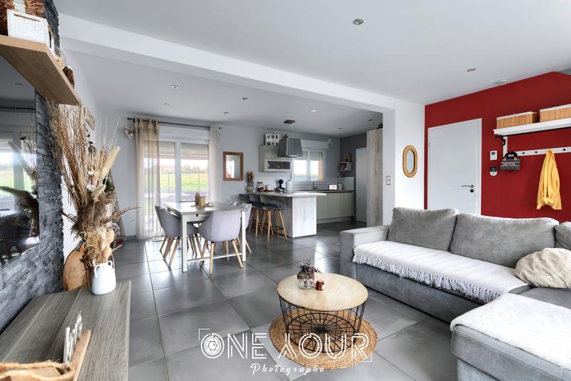 Maison - 100 m² - 6 pièces