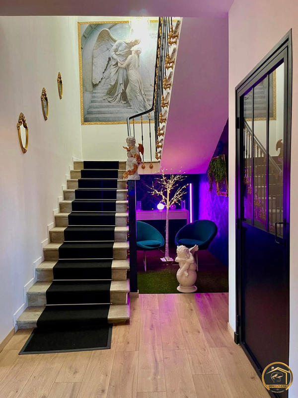 Maison ancienne - 226 m² - 7 pièces