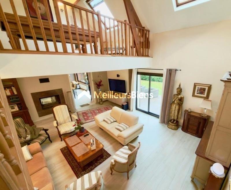 Maison - 144 m² - 7 pièces