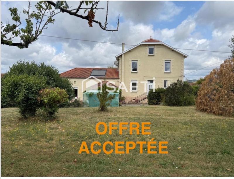 Maison - 205 m² - 9 pièces