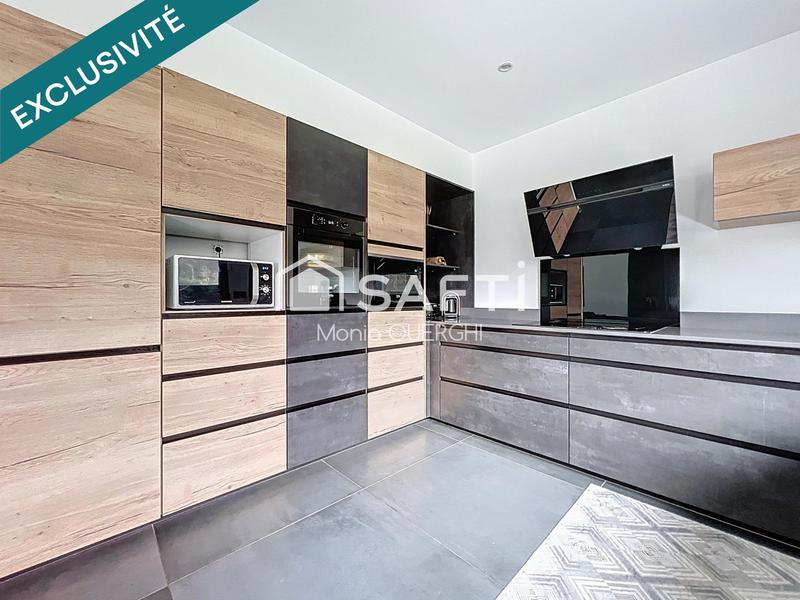 Maison - 168 m² - 6 pièces