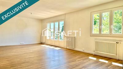 Maison - 80 m² - 5 pièces