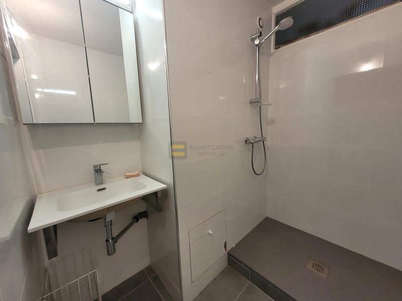 Appartement - 94 m² - 4 pièces