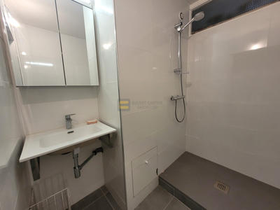 Appartement - 94 m² - 4 pièces