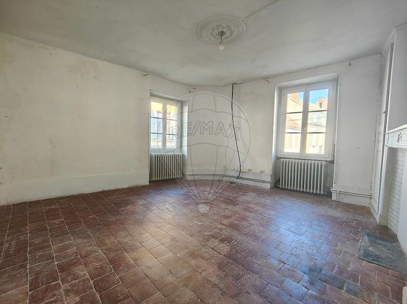 Maison - 155 m² - 6 pièces