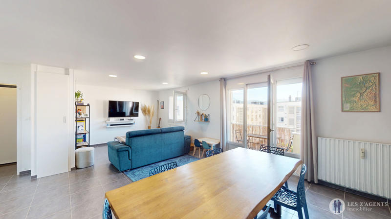 Appartement - 94 m² - 5 pièces