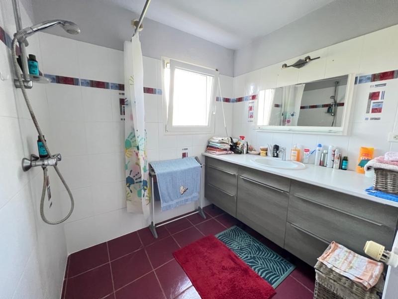 Maison - 147 m² - 8 pièces