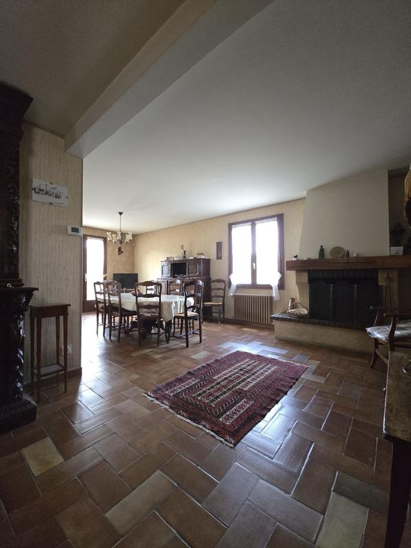 Maison - 113 m² - 6 pièces