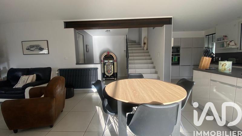 Maison - 110 m² - 4 pièces