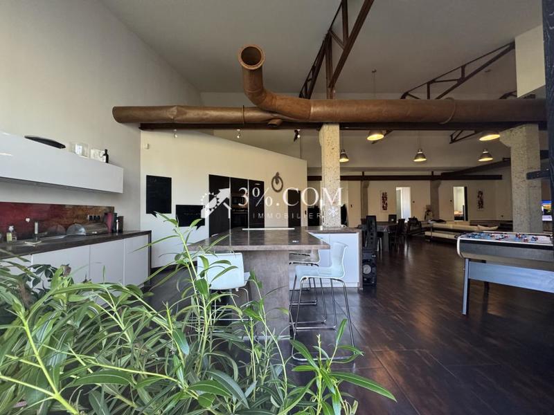 Maison - 291 m² - 7 pièces