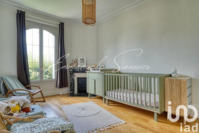 Maison - 223 m² - 10 pièces