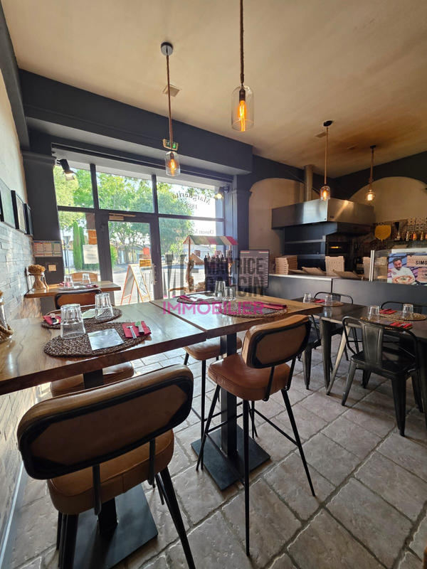 Fonds de commerce - 68 m²