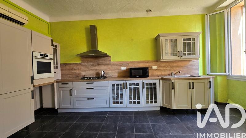 Maison - 219 m² - 6 pièces