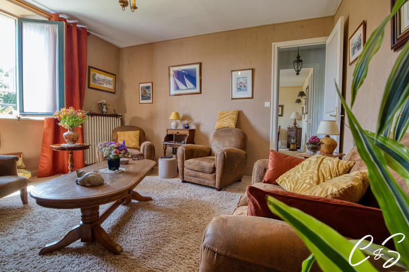 Maison ancienne - 129 m² - 7 pièces