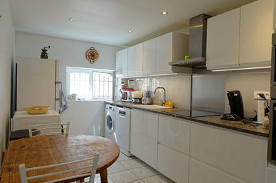 Appartement - 79 m² - 2 pièces