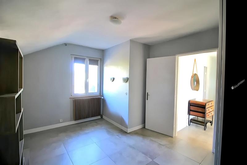 Maison - 131 m² - 5 pièces