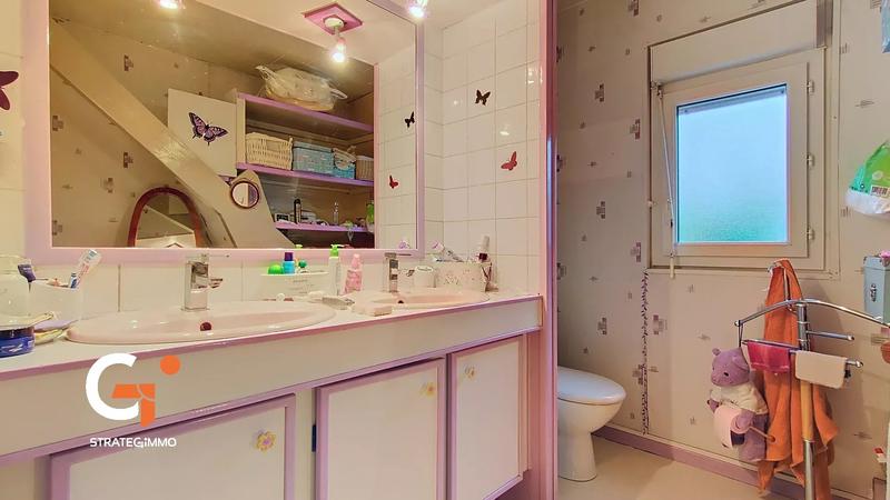 Maison jumelée - 72 m² - 4 pièces