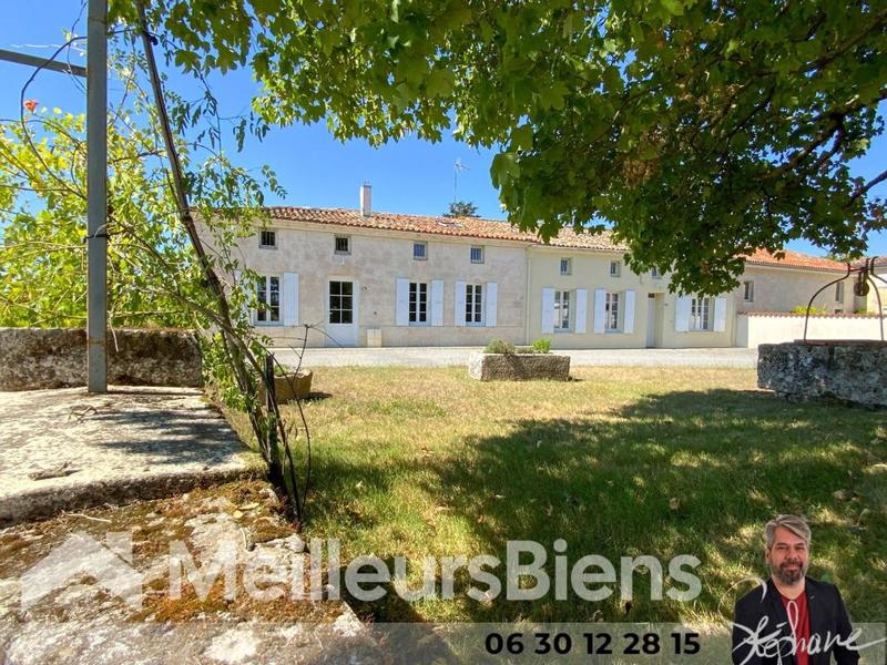 Maison - 220 m² - 9 pièces