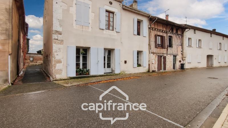 Maison - 150 m² - 8 pièces