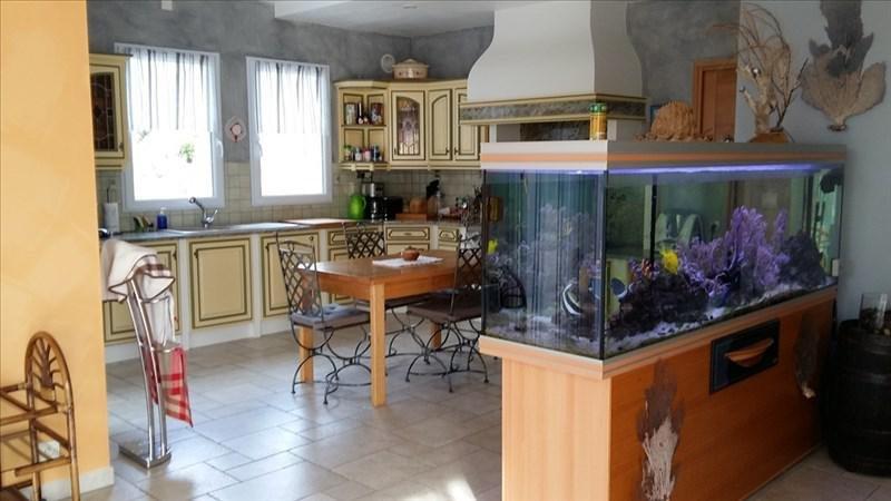 Maison - 290 m² - 6 pièces